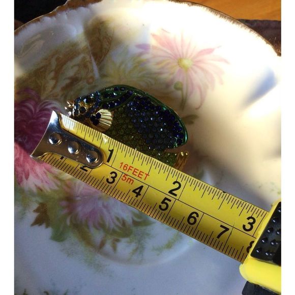 NWT Rhinestone Fish Brooch Pin 2” Gold Multi Color Rhinestone Fish - Picture 4 of 16